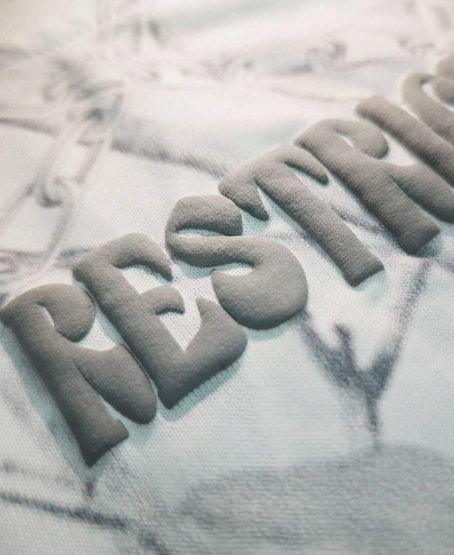 Trapped Wealthy Chain Tee