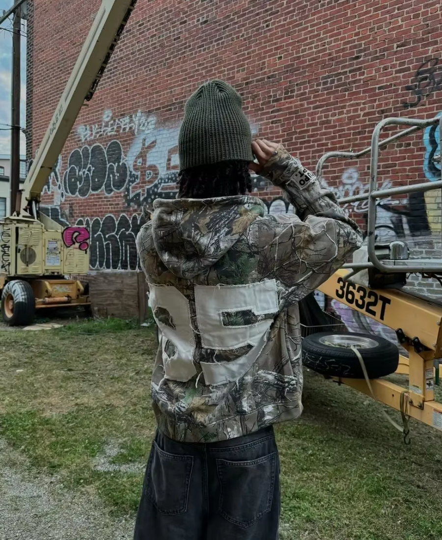 TTUPO Camouflage Zip-Up Hoodie