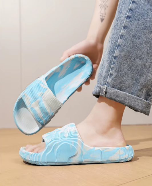 Adilette Carbon Terlik