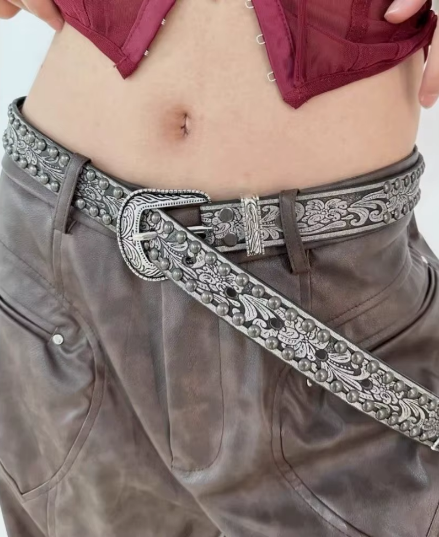 Carved Alloy Retro Kemer