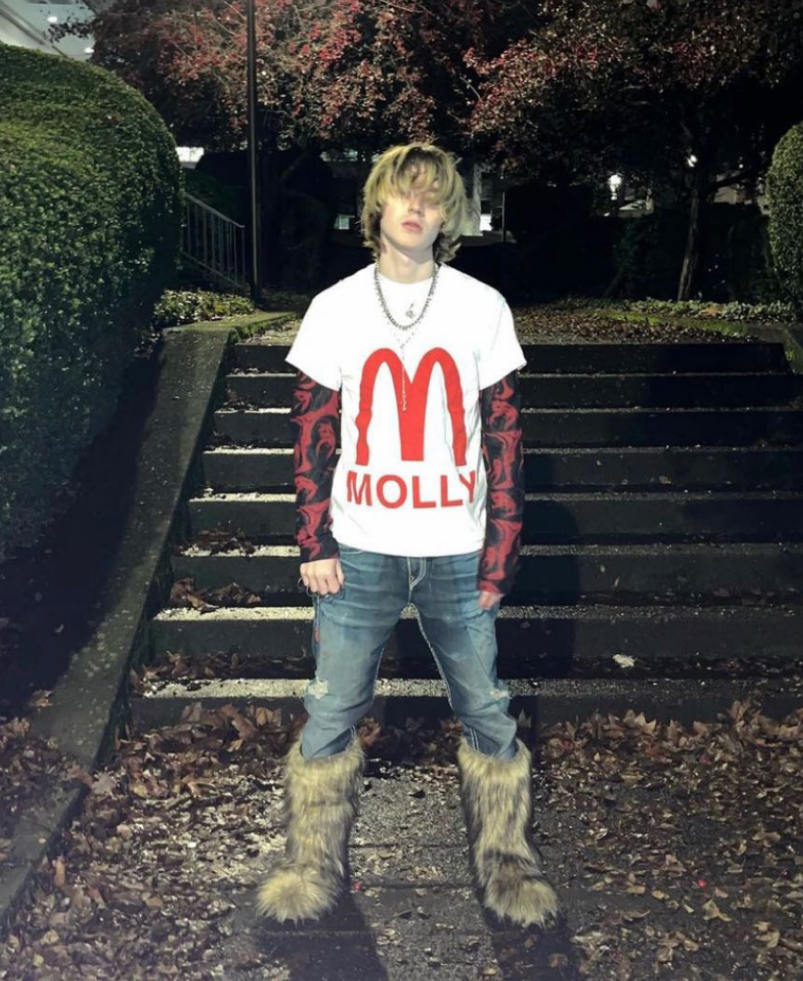 Molly M Tee