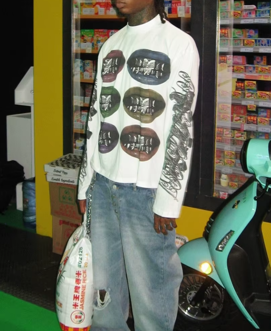 Six Grillz Tee
